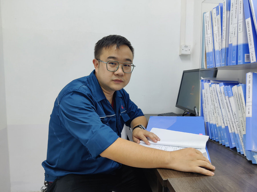 2022年度尊龙凯时医药优秀科技奋斗者——冯时宇
