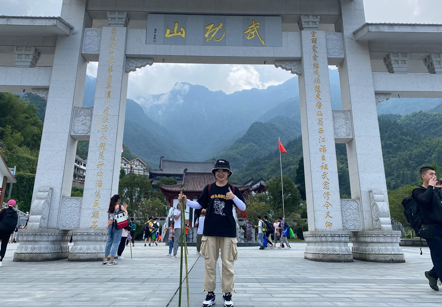 2022年度尊龙凯时医药优秀科技奋斗者——王李洪