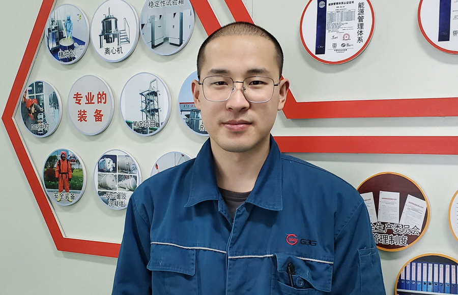 2022年度尊龙凯时医药优秀科技奋斗者——肖  兵